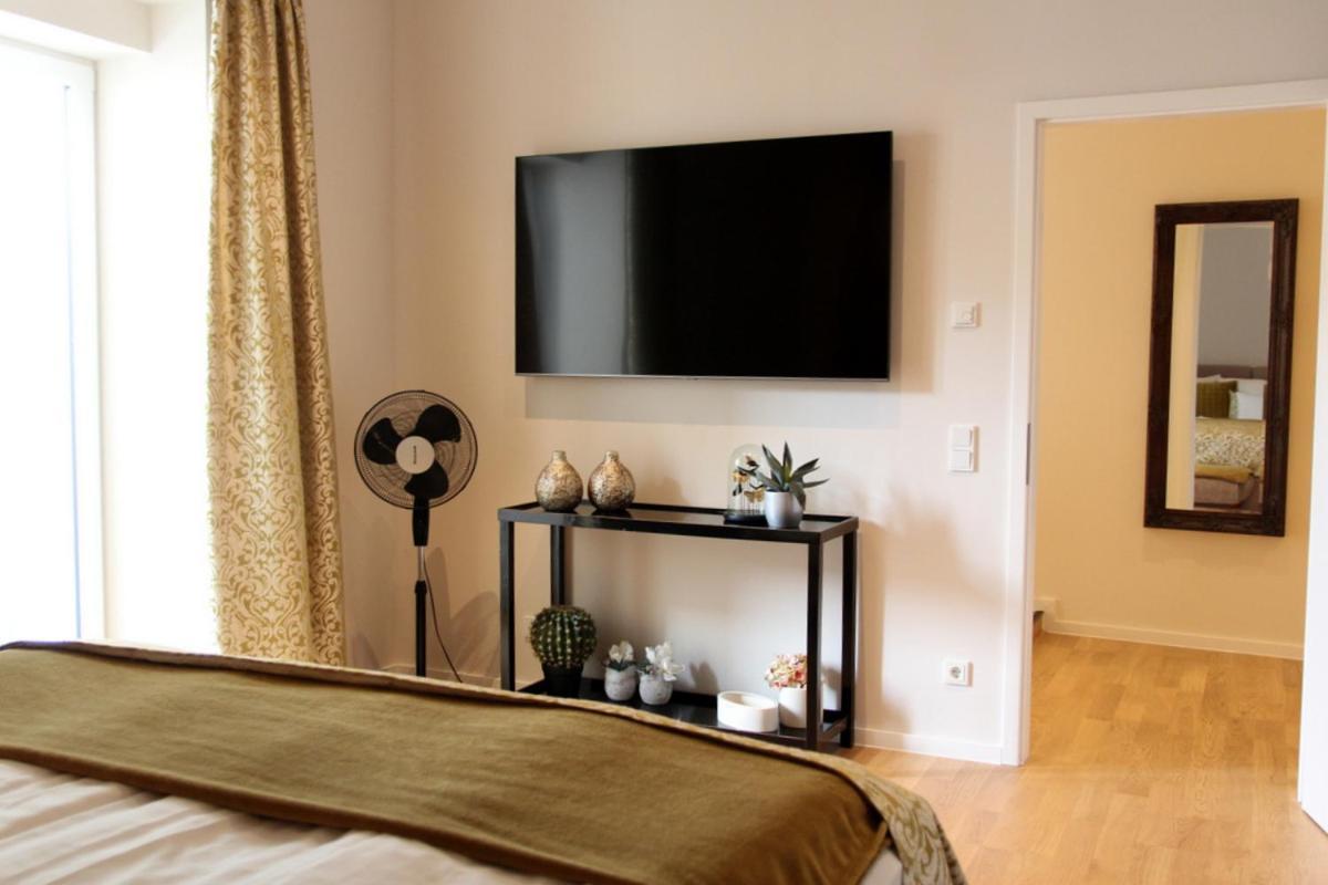 Moselromance - Luxusapartment - Grosse Terrasse - Ruhige Lage ترابن ترارباخ المظهر الخارجي الصورة
